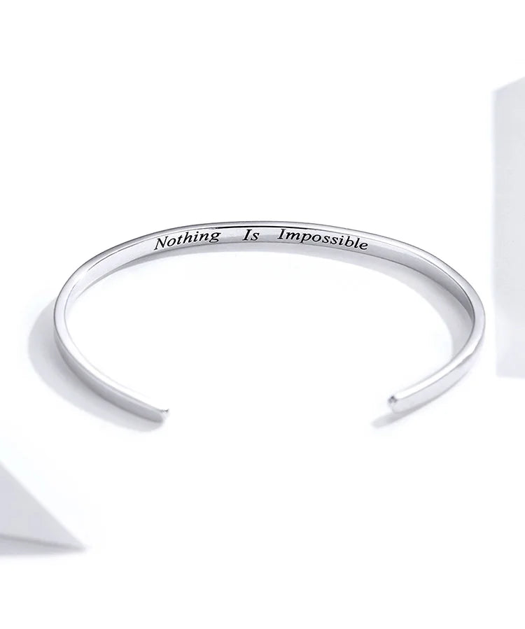 Nothing is impossible Armband Silver